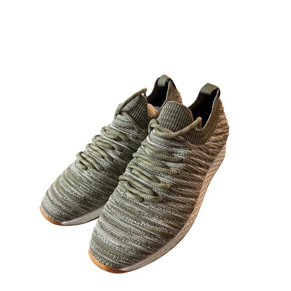 Urban Sport x J/Slides Women's 7.5 M Khaki 2-Tone Opy Stretch Knit Sneakers  NWT - Picture 1 of 6